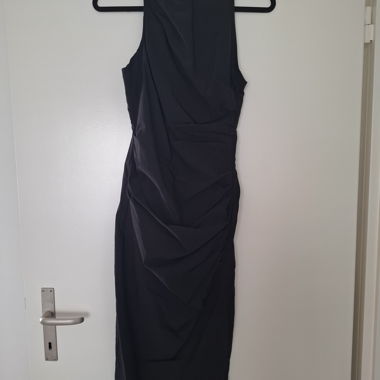 Schwarzes Ginatricot Kleid