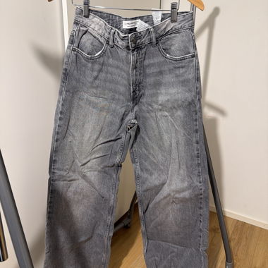 Graue Pull&Bear Jeans
