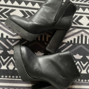 Ankle Boots 