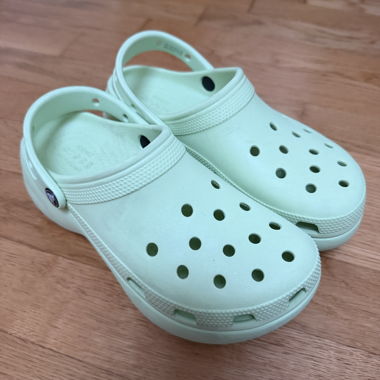 Crocs verde menta