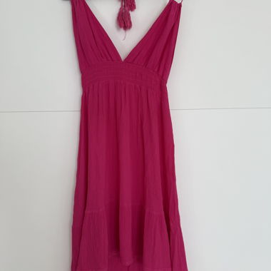 Robe mini rose fuchsia à bretelles