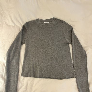 pullover mit knopfdetails 