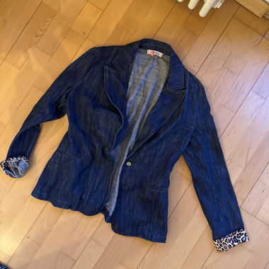 Jeans-Blazer mit Leo-Futter