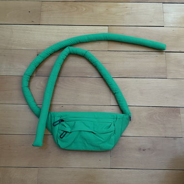 Grüne Bananentasche