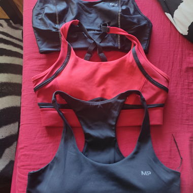 Set da 3 reggiseni sportivi Myprotein S