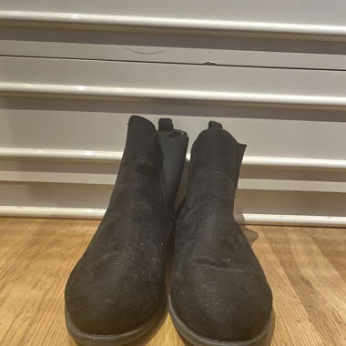 Schwarze Stiefeletten 