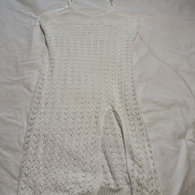 Cremefarbiges Strickkleid