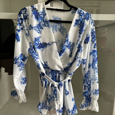 Weiss blaue Bluse