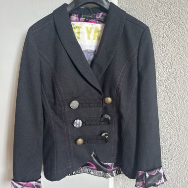 Women’s Black Blazer st-martins