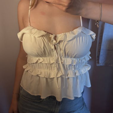 White Ruffle Top M