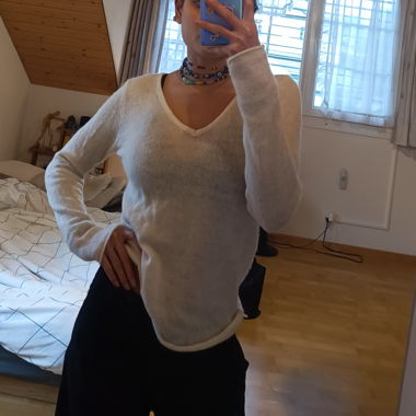 Dünner Strickpulli V Ausschnitt 