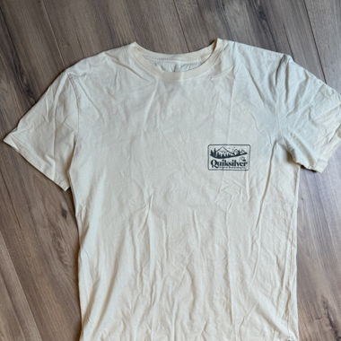 Quicksilver T-shirt