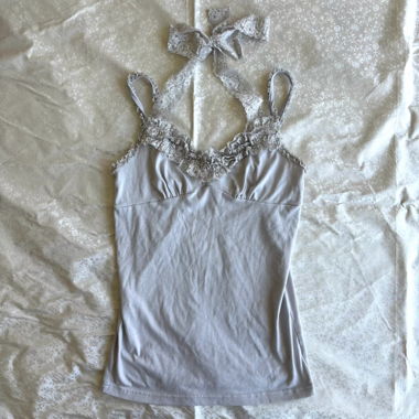 Top curvy con pizzo "Lowlighton"