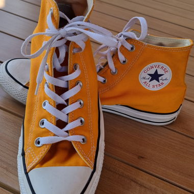 High-top Chuck Taylor All Star Converse