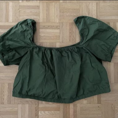 Grünes Crop-Top