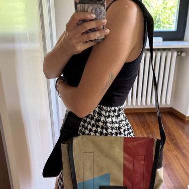 Freitag Tasche Modell Lessie