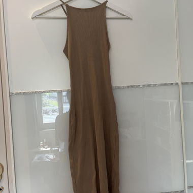 Abito beige