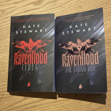 Buch The Ravenhood – Kate Stewart