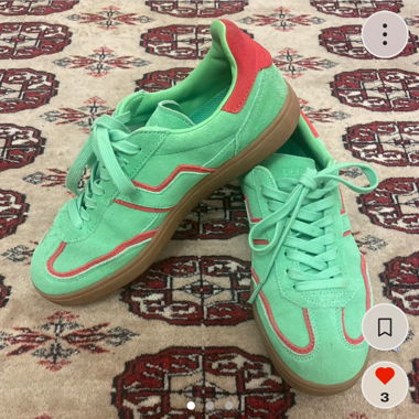 Decibel Sneaker