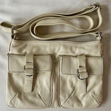 Sac bandoulière Furla en cuir beige