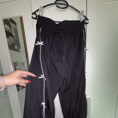 Baggy Pants with Bow