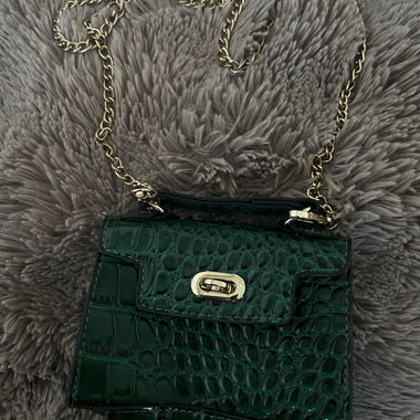 Green Mini Chain Handbag