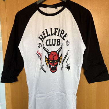 T-shirt Hellfire Club, Stranger Things