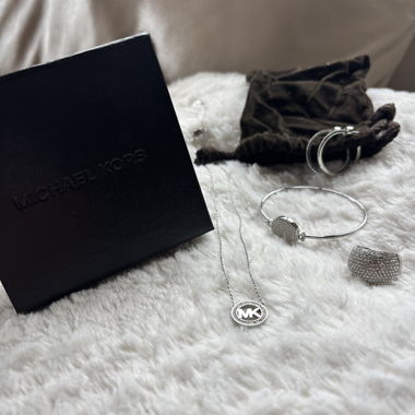 Michael Kors Jewelry Set