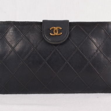 Auth CHANEL Portefeuille Bifold matelassé logo CC en agneau
