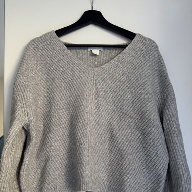 Pull gris