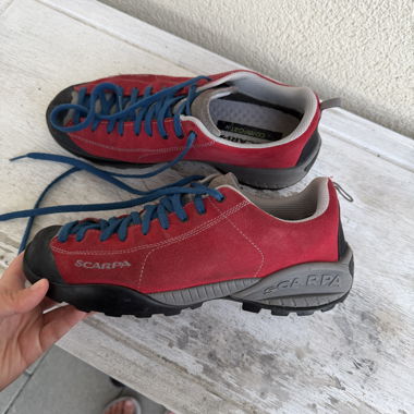 Scarpe da trekking Scarpa rosse