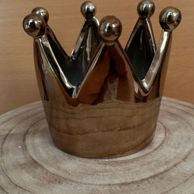 Goldene Kronen Blumen Topf