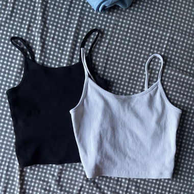 2 Tops (Schwarz & Weiß)