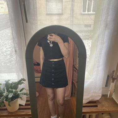 Cute black a-line skirt