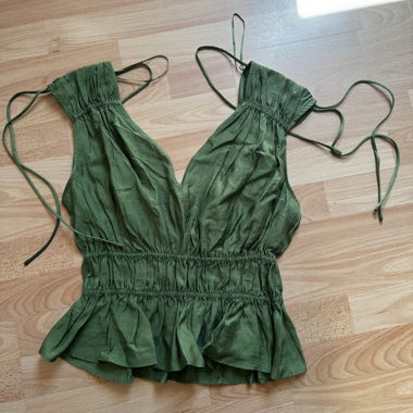 Green tie-back top