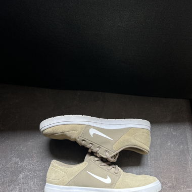 Nike SB
