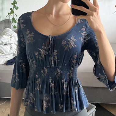 Top/Blouse