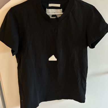 T-shirt adidas nero