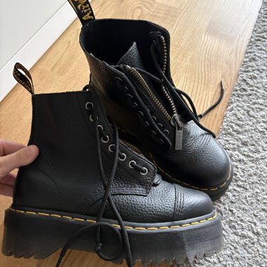 Stivaletti platform Dr. Martens