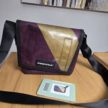 Freitag F11 LASSIE
