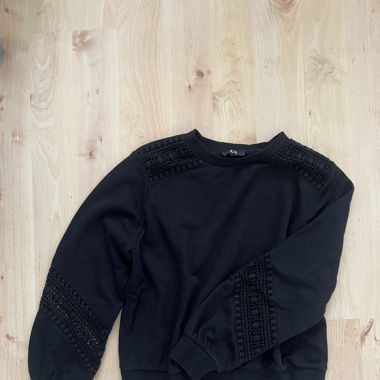 spitzenpulli