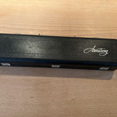 Armstrong transverse flute with case