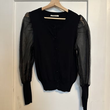 Cardigan nero con maniche trasparenti