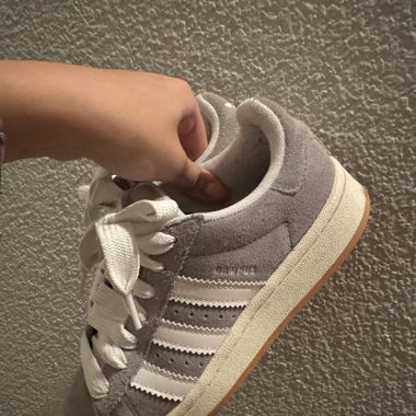 Adidas Campus 00s
