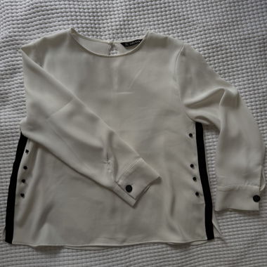 Zara Basic cremefarbene Bluse, Grösse M