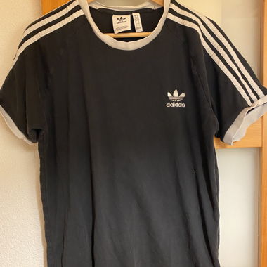 Adidas T shirt 