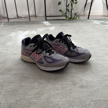 New Balance 990v4 x Kith