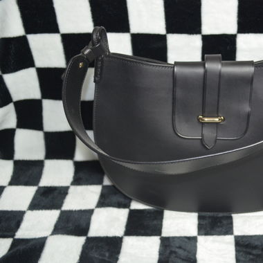 Zeitlose Schulter-/ Handtasche