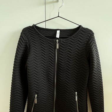 Leichte Jacke mit Reissverschluss