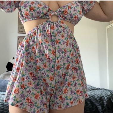 Robe shorte  fleurie 